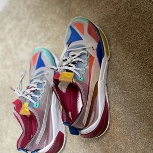 Puma Sneakers